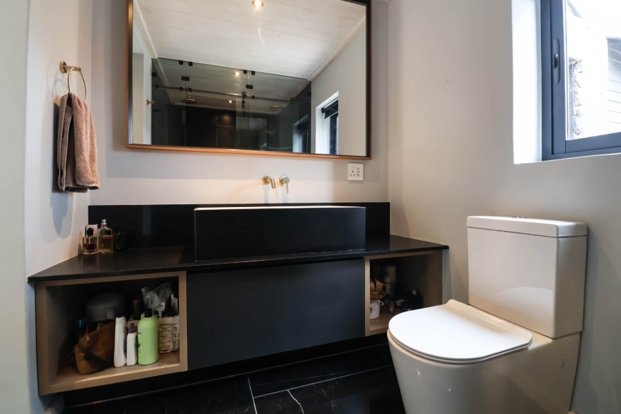 3 Bedroom Property for Sale in The Island Western Cape